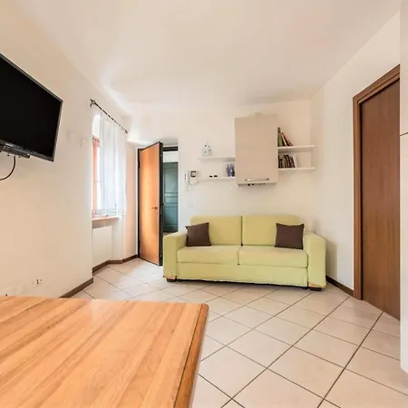 Borgo Due Con Parcheggio
